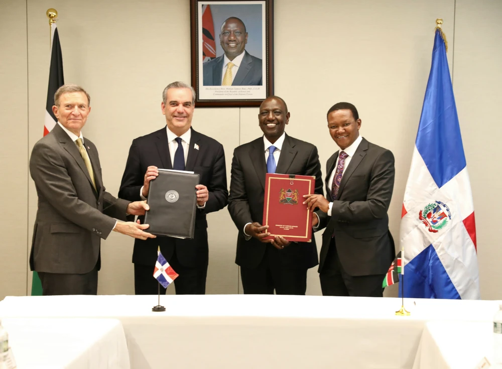 Presidente de Republica Dominicana, Luis Abinader y presidente de Kenia, William Ruto.