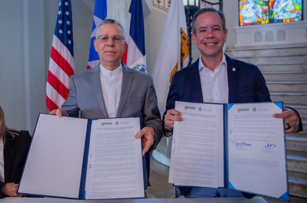 alcalde manuel jimenez y alcalde de san juan puerto rico firman acuerdo