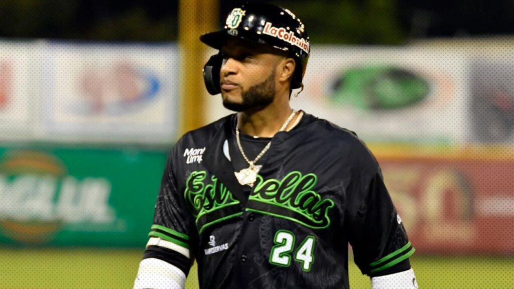 Robinson Cano jugador de las estrellas orientales