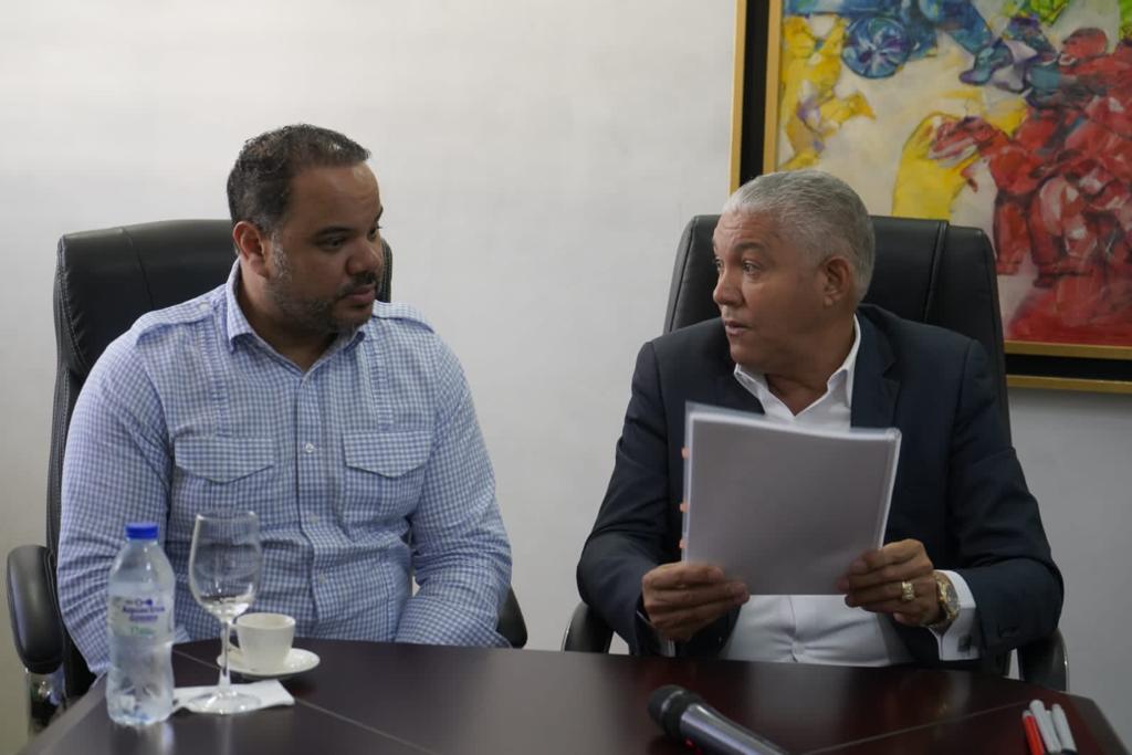Radhamés González, se reunió con el Defensor del Pueblo, Pablo Ulloa