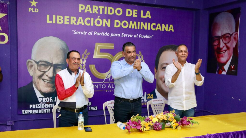 Rafael Pacheco,  Luís Alberto Tejeda. y Armando García encabezan asamblea en SDO