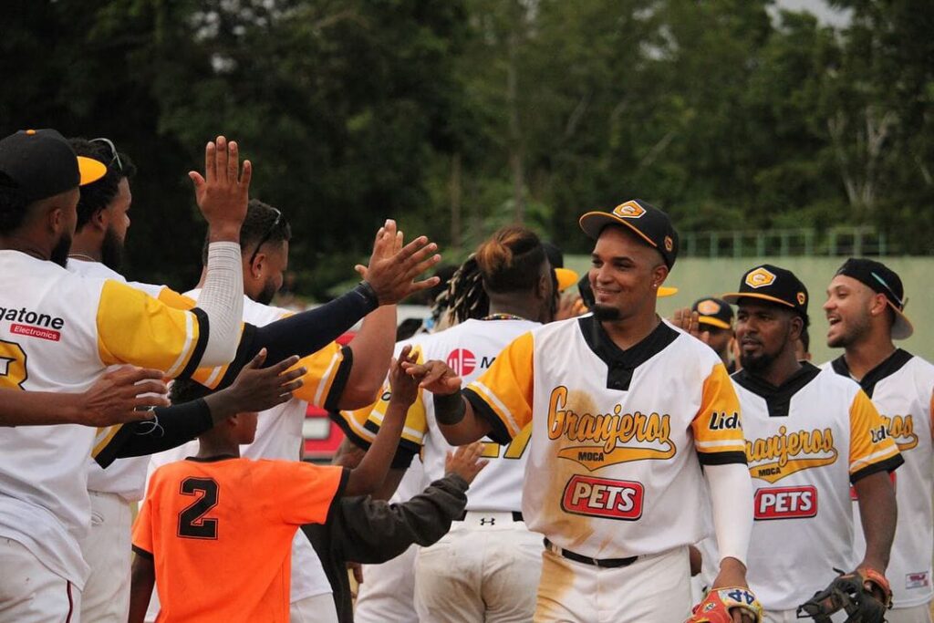 Los Granjeros de Moca salen en busca de su campeonato número 11 y sexto de manera consecutiva en la Liga Nacional de Béisbol de Verano 