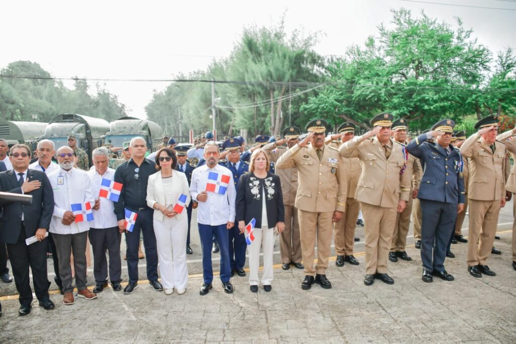 La Presidencia de la República Dominicana, a través de la Comisión Permanente de Efemérides Patrias, Ministerio de Defensa,