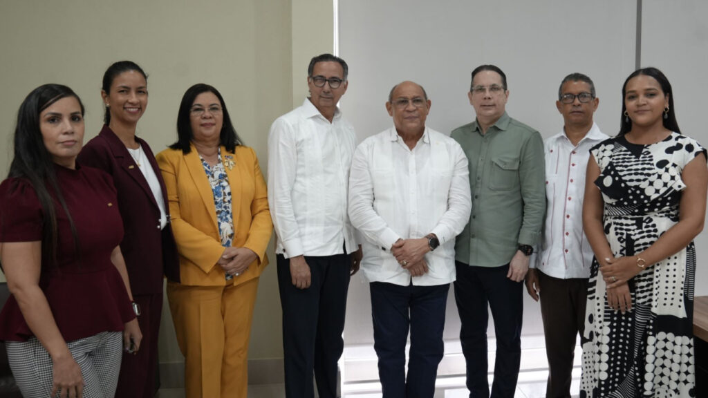 El Instituto Nacional de Formación Técnico Profesional (Infotep) y la Asociación de Comerciantes e Industriales (ACIS) acordaron dar atención a las necesidades de formación de la región Norte del país.