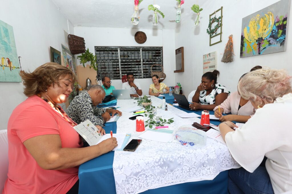 El Sindicato Nacional de Trabajadores de la Prensa, filial Santo Domingo Oeste (SNTP-SDO) realizó este domingo una reunión extraordinaria 