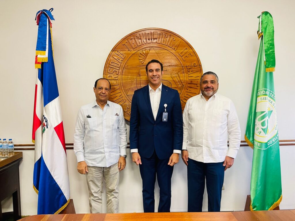 Los miembros titulares del Pleno de la Junta Central Electoral (JCE), Rafael Armando Vallejo Santelises y Samir Rafael Chami Isa,