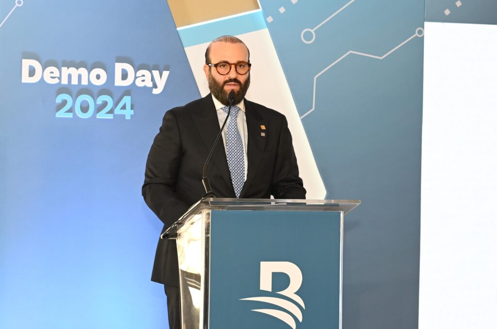 Francisco Elías, vicepresidente ejecutivo senior de las Empresas Subsidiarias
Banreservas, habla en el Demo Day 2024 del programa de Pre-Aceleración Cree
Banreservas.