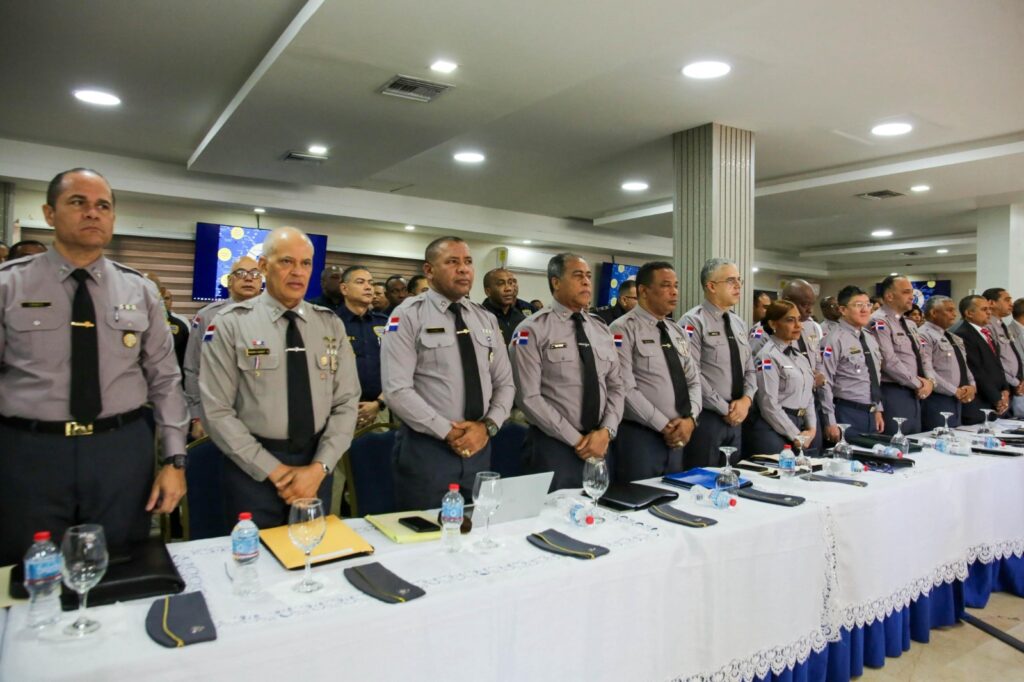 La ministra de Interior y Policía, Faride Raful expresó que con las detenciones de 11 agentes de la Policía Nacional, implicados en la presunta sustracción de más de 900,000 proyectiles de la Intendencia de Armas, se ha roto un sistema de impunidad que ha causado una justificada indignación colectiva.