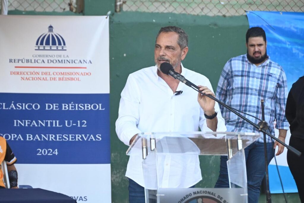 Con la participación de doce equipos fue inaugurado este viernes la cuarta versión del Clásico Béisbol Infantil U12 Copa Banreservas