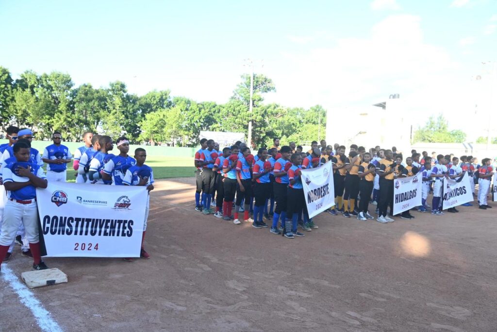 Con la participación de doce equipos fue inaugurado este viernes la cuarta versión del Clásico Béisbol Infantil U12 Copa Banreservas