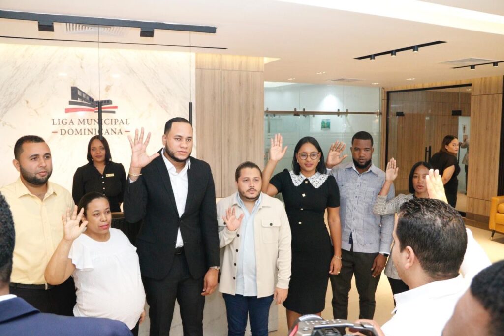 En una asamblea celebrada en la sede de la Liga Municipal Dominicana, Michael Matos, regidor del municipio de Santo Domingo Oeste, 