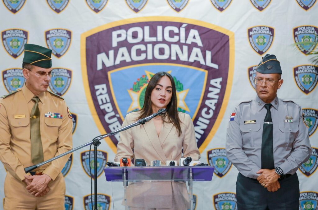 La ministra de Interior y Policía, Faride Raful, informó que la tasa acumulada de homicidios del año 2024 se encuentra en una cifra histórIca