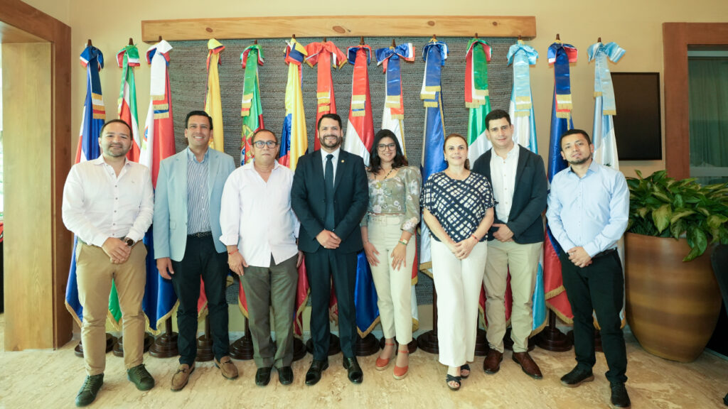Con una destacada participación internacional y un enriquecedor intercambio de experiencias, concluyó ayer la Reunión Estratégica Correo–Aduana 2025, organizada por el Instituto Postal Dominicano (INPOSDOM), en coordinación con la Unión Postal Universal (UPU) y la Unión Postal de las Américas, España y Portugal (UPAEP).