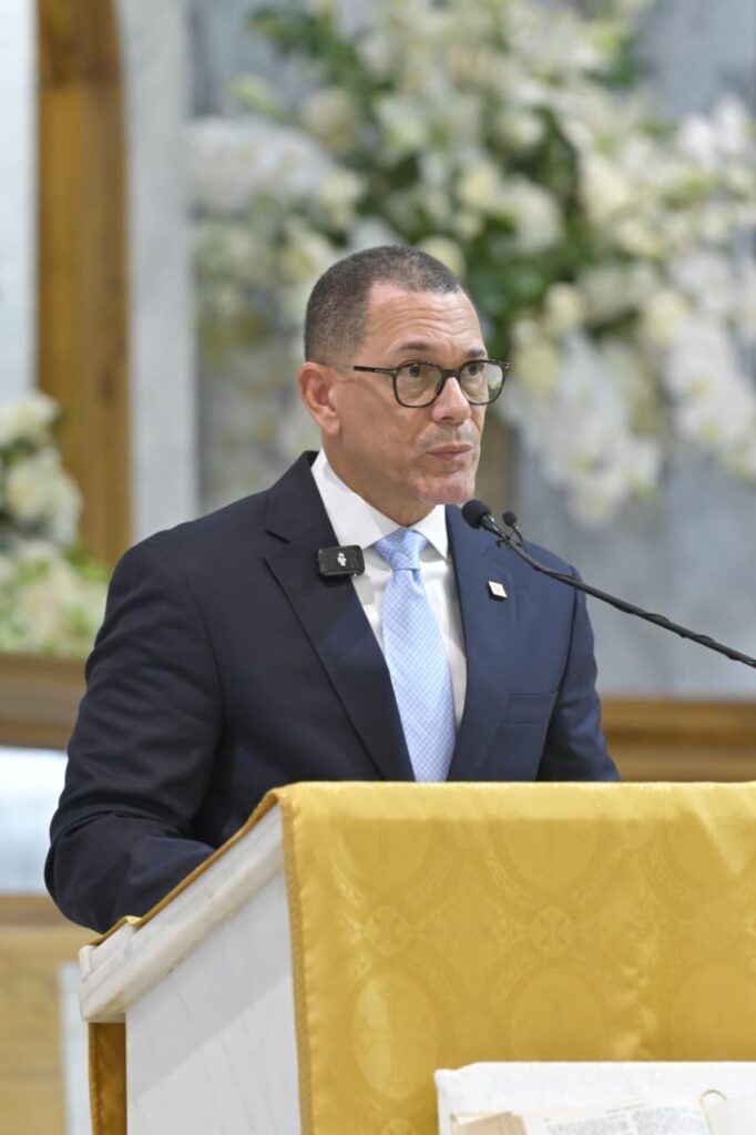 La Administradora de Riesgos de Salud ARS Reservas celebró una Misa de Acción de
Gracias en la parroquia El Buen Pastor, del Distrito Nacional, con motivo de su
vigésimo tercer aniversario.