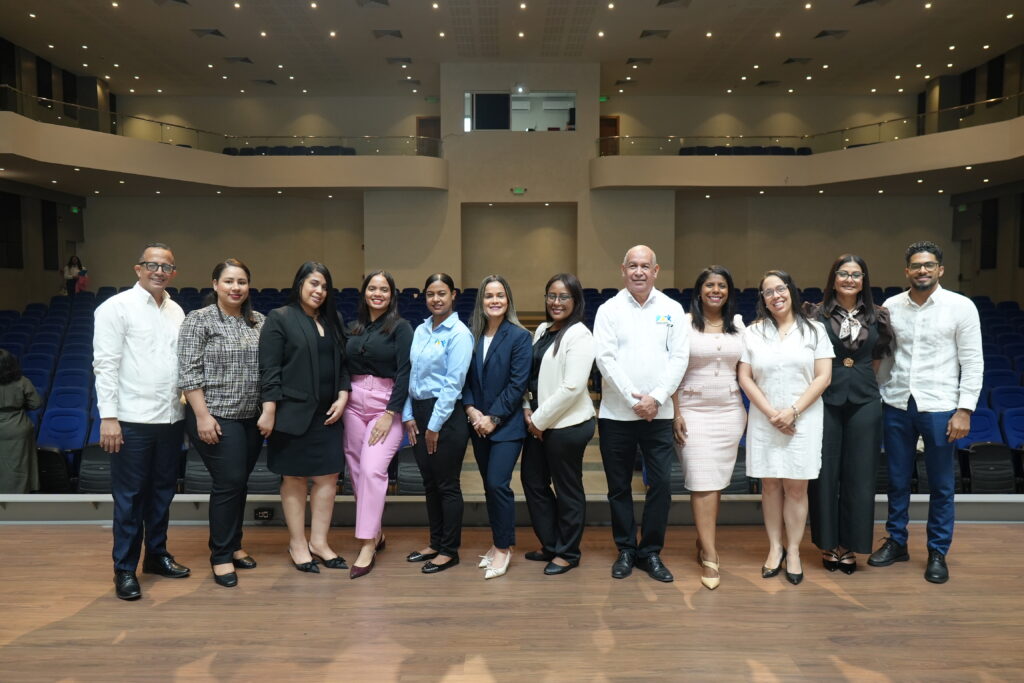  La Dirección General de Contrataciones Públicas (DGCP) culminó un ciclo de socialización de la nueva Ley 47-25 con representantes de todos los actores del Sistema sujetos al ámbito de aplicación de la normativa que entra en vigencia a partir del 28 de enero del año entrante.