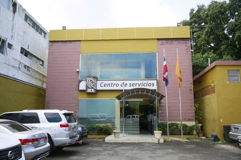 La Junta Central Electoral (JCE) informa que realizará un ejercicio del plan de evacuación y simulacro este viernes 05 de diciembre en las oficinas de la institución ubicadas en La Romana, localidad donde se ejecutará por primera vez.