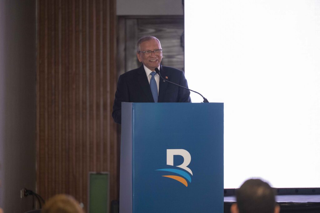 - El programa de apoyo a iniciativas de emprendimiento Cree Banreservas culminó su etapa de Preaceleración 2025-26 con la selección de tres emprendimientos que tendrán la oportunidad de optar por una inversión de capital semilla de hasta RD$4.4 millones por proyecto.