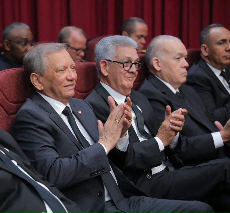  El presidente Luis Abinader informó en su discurso de rendición de cuentas que más de un millón de dominicanos ingresaron al sistema financiero durante 2025 mediante los programas de Banreservas, consolidando a la entidad estatal como el principal motor de inclusión financiera del país.