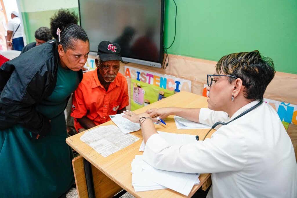 Al encabezar este domingo la Jornada de Inclusión Social “Primero Tú”, el director de Propeep Robert Polanco, expresó que esta fecha es una oportunidad para reconocer el papel fundamental que ha desempeñado la mujer en la República Dominicana.