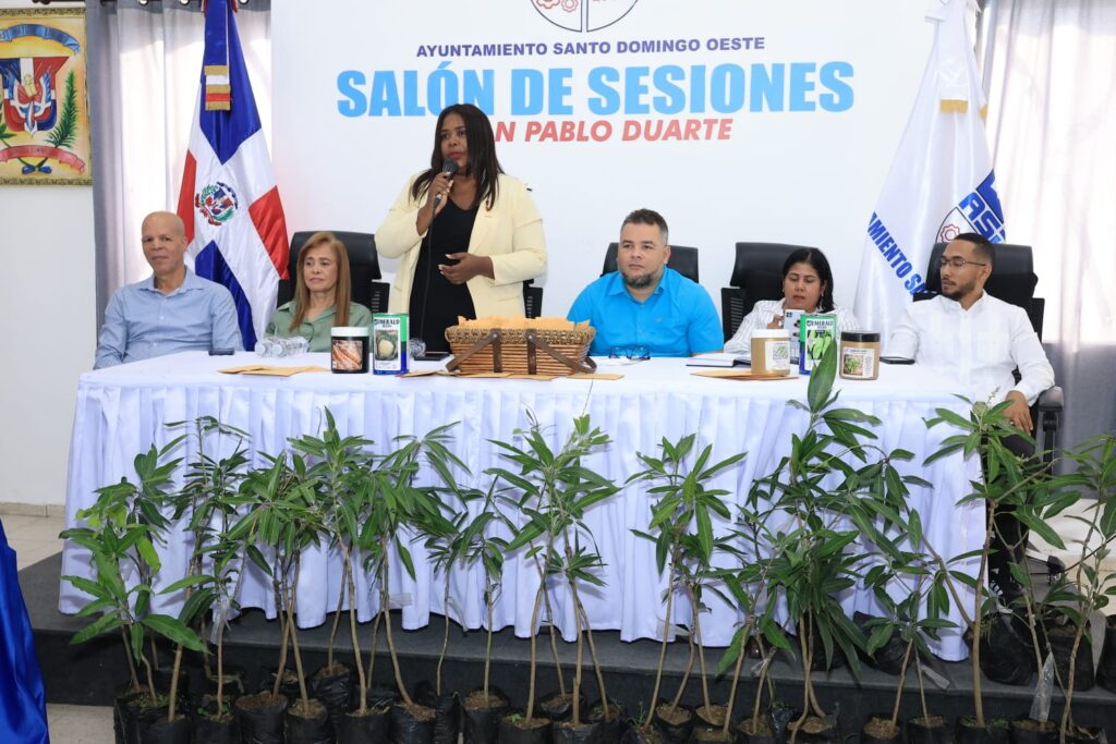 Con el objetivo de promover la seguridad alimentaria, el cuidado del medio ambiente y la producción agrícola en los hogares, fue lanzado el programa “Siembra Tu Patio: Siembra en Familia”, iniciativa desarrollada mediante una alianza estratégica entre el Fondo Especial para el Desarrollo Agropecuario (FEDA) y el Sindicato Nacional de Trabajadores de la Prensa (SNTP), filial Santo Domingo Oeste.