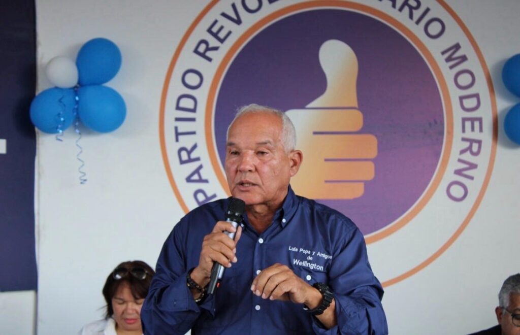  El ingeniero Luis Popa, alto dirigente del Partido Revolucionario Moderno (PRM) y aspirante a la Secretaría General en este municipio, aseguró que continúa dando pasos firmes para convertirse en el próximo secretario general de esa organización política en Santo Domingo Oeste.