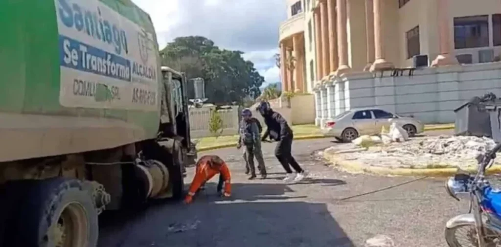 Este lunes la Oficina Judicial de Servicios de Atención Permanente de Santiago pretende conocer la medida de coerción contra los implicados en la muerte del chofer Deivy Carlos Abreu Quezada.