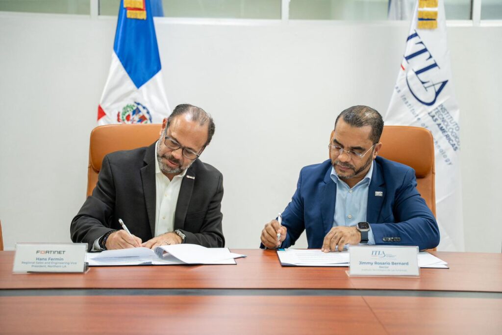 El Instituto Tecnológico de Las Américas (ITLA) y Fortinet, llevaron a cabo la firma de un acuerdo histórico de colaboración estratégica orientada al fortalecimiento del ecosistema de ciberseguridad de la República Dominicana, mediante iniciativas de formación, concientización y desarrollo de capacidades tecnológicas.