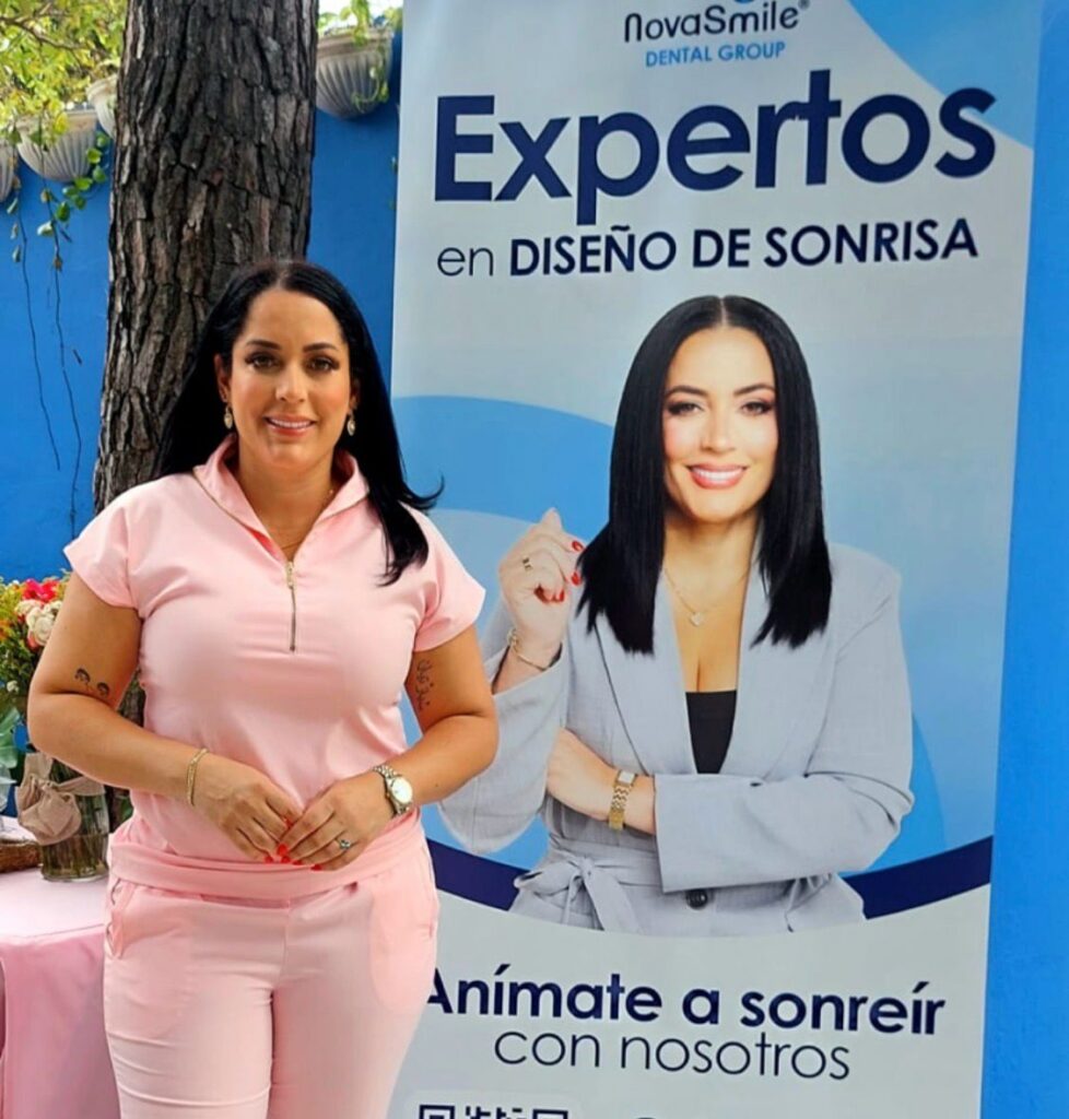 En un ambiente cargado de alegría, bienestar y gratitud, NovaSmile Dental Group celebró con gran éxito su jornada especial “Mamá es tu día, sonríe”, una iniciativa dedicada a honrar y consentir a las madres de la comunidad, en un día lleno de atenciones, regalos y experiencias memorables.