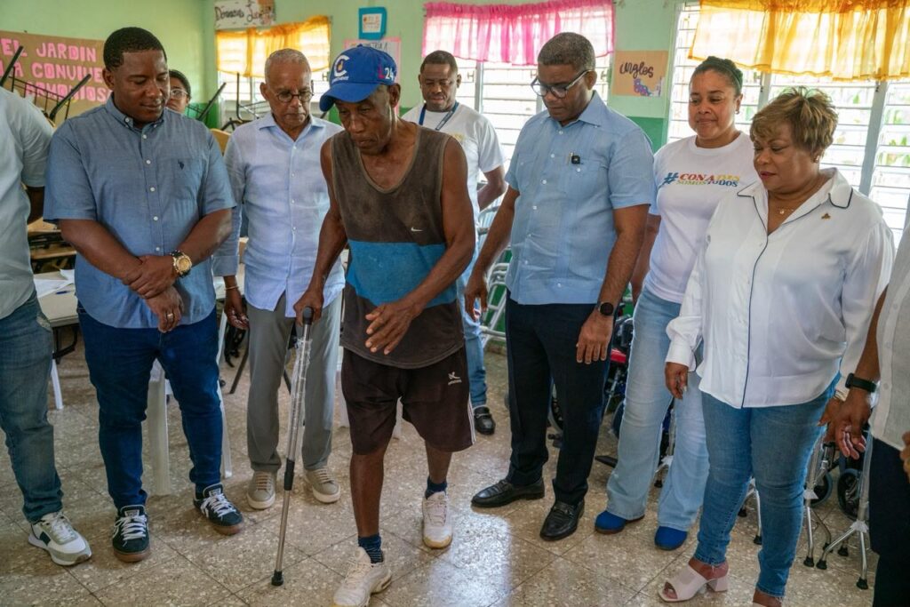 Sin importar las lluvias ni la distancia, la Dirección de Proyectos Estratégicos y Especiales de la Presidencia (Propeep) se mantiene trabajando de manera permanente en los territorios, llevando soluciones a las comunidades más vulnerables del país.