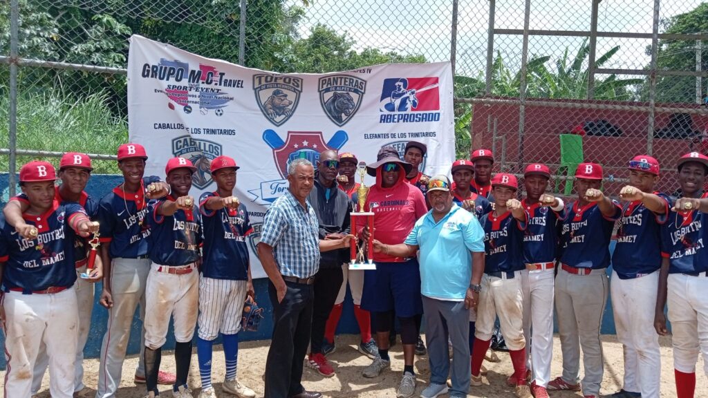 Los Buitres de Villa Mella logran el bicampeonato de "La Batalla de las Fieras"