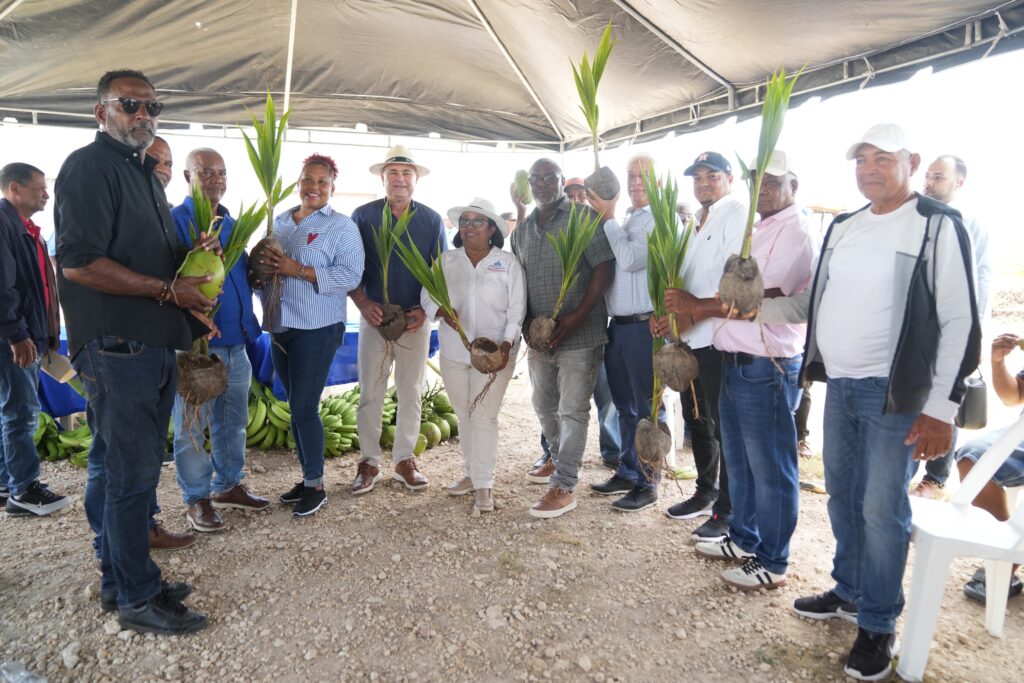 El Ministerio de Agricultura inició el protocolo para la reapertura del Proyecto de Desarrollo Agropecuario Valle de Juancho (PRODEVAJ), en cumplimiento de lo establecido en el Decreto 668-9, dando paso a una serie de medidas orientadas a reactivar uno de los proyectos agrícolas más importantes de la región Sur del país.