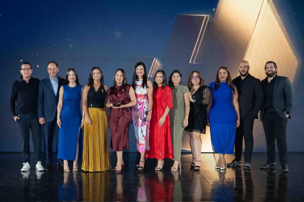 El Banco de Reservas obtuvo siete reconocimientos en la séptima edición de los Effie Awards República Dominicana 2026, certamen que reconoce las campañas publicitarias más efectivas de la industria del marketing y la comunicación en el país.