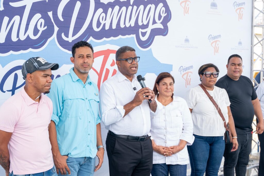 El director de los Proyectos Estratégicos y Especiales de la Presidencia (Propeep), Robert Polanco, afirmó este miércoles que, a través de las Jornadas de Inclusión Social “Primero Tú”, que desarrolla la institución en diferentes comunidades del país, se han gestionado más de 1,500 pensiones solidarias para adultos mayores, cuyos expedientes han sido tramitados para que el presidente Luis Abinader emita los decretos correspondientes.