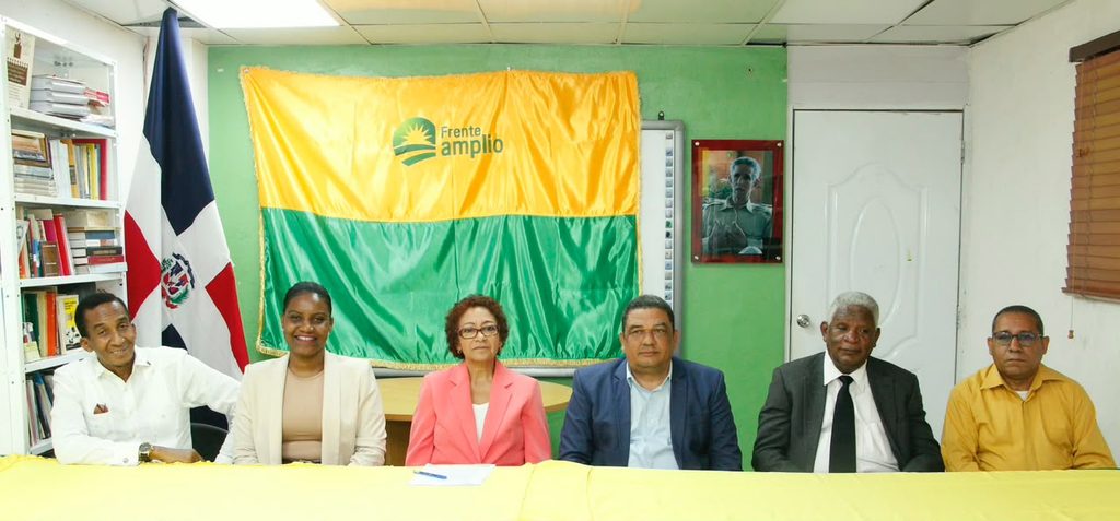 El Frente Amplio advirtió sobre las consecuencias económicas y sociales que tendría la eventual derogación del Decreto 693-24, al considerar que una apertura abrupta del mercado podría poner en riesgo la producción nacional de arroz, miles de empleos y la seguridad alimentaria de la República Dominicana.