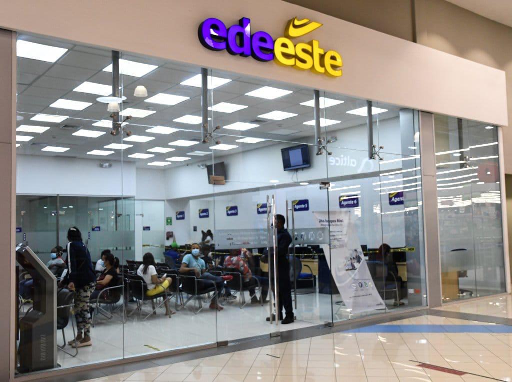 EDEEste mantiene un recorrido por los principales programas nacionales de televisión y radio para responder directamente las inquietudes de los usuarios sobre el comportamiento del consumo eléctrico durante el verano y las variaciones que pueden experimentar sus facturas.